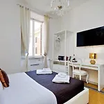 Luxury Domus Amadeus Appartement *