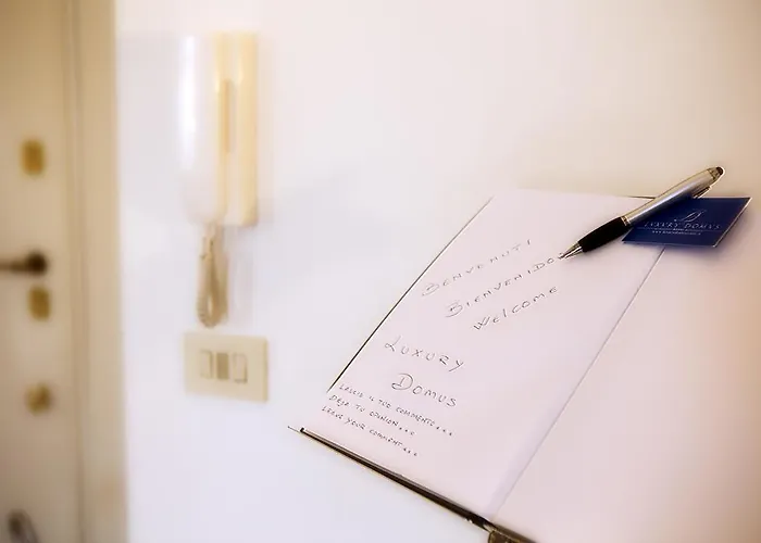 شقة Luxury Domus Amadeus روما